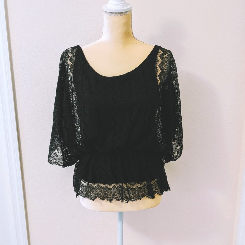 Old Navy Eyelash Lace Top